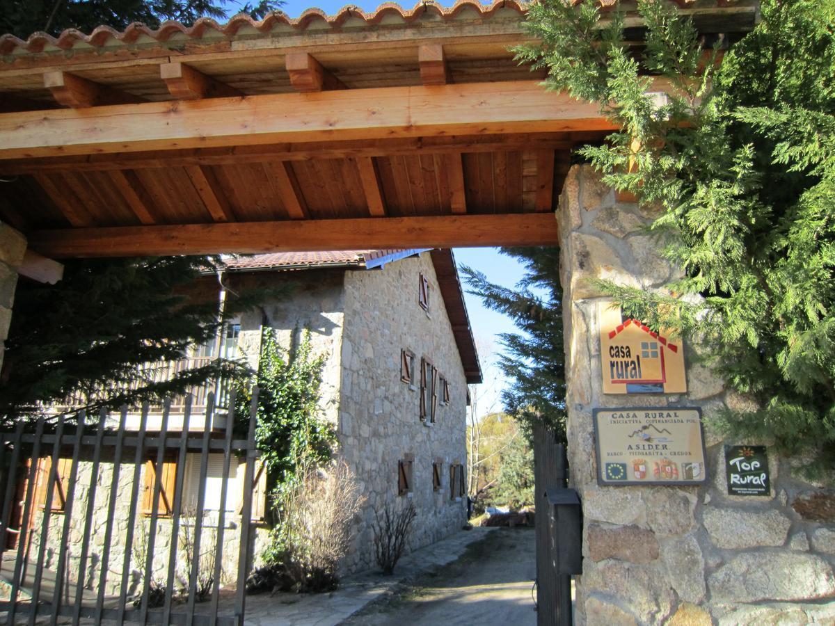 בית הארחה Hoyos del Collado 	La Casona De Collado מראה חיצוני תמונה